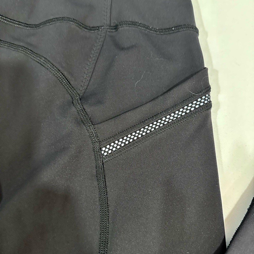 Fabletics Crop - image 2